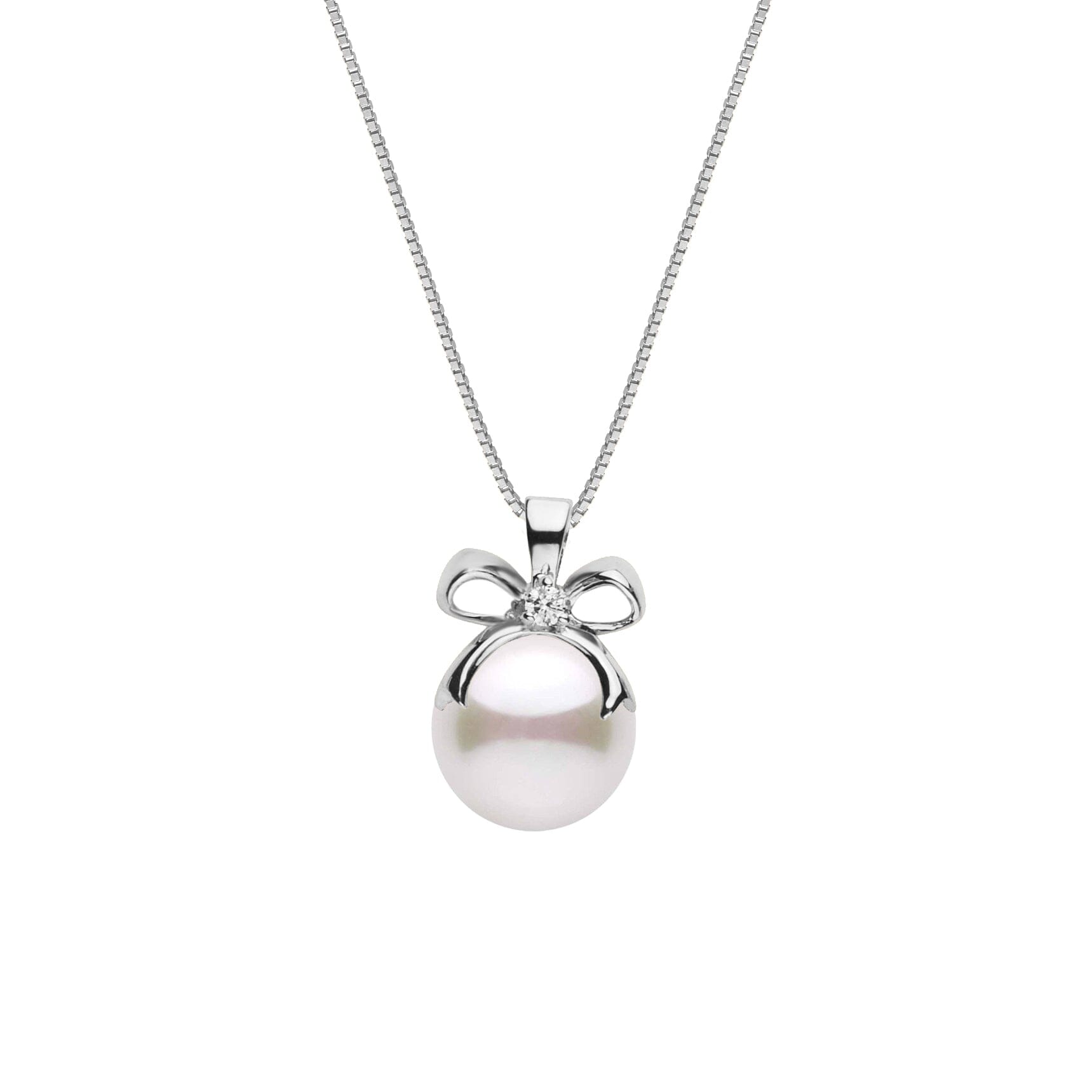 Elegant Diamond Pearl Pendant