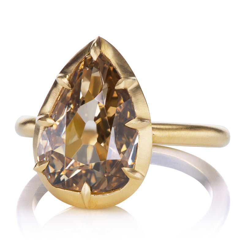 Vintage gold Ring with Fancy Brown Diamond