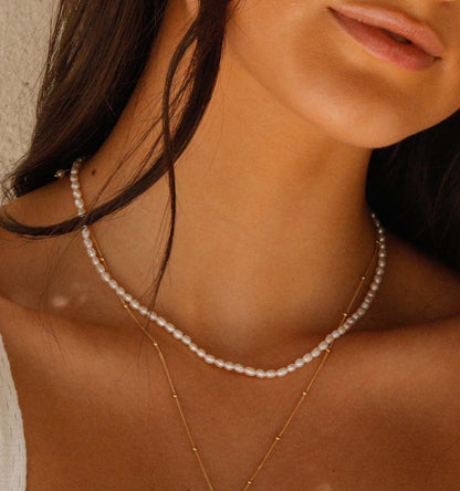 Small pearl necklace