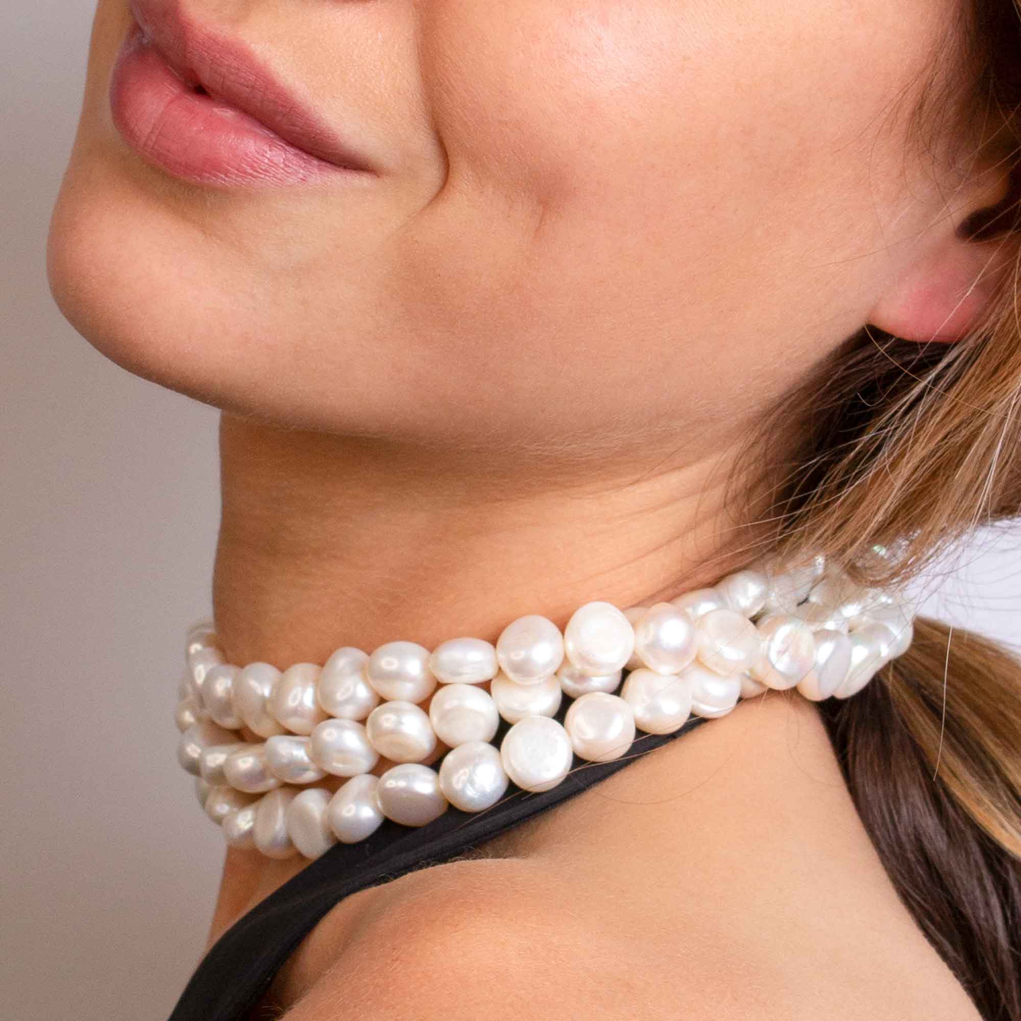 Halo Pearl Choker Collar