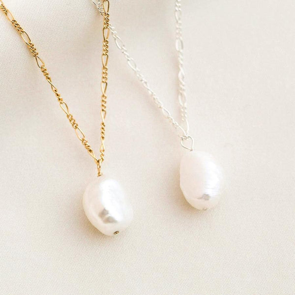 Golden Glow Pearl Necklace